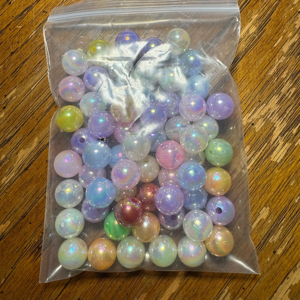 Colorful Iridescent Bead Set - Picture 2 of 3